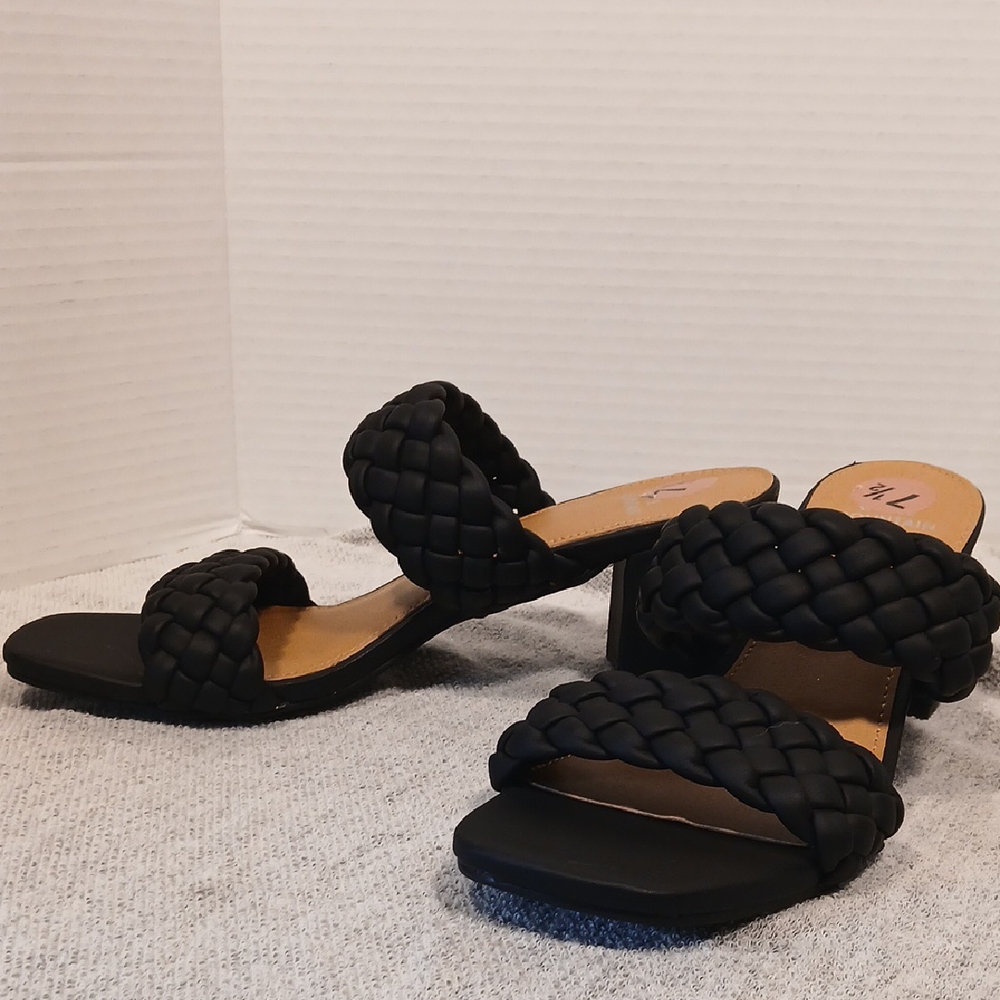 White Mountain Chunky Black Braided Mules 3 Inch Heel